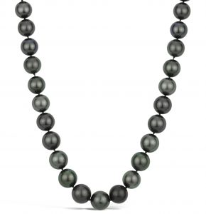 graduating size tahitian pearl necklace 11mm to 14mm round pearls with a 18k yellow gold ball closure