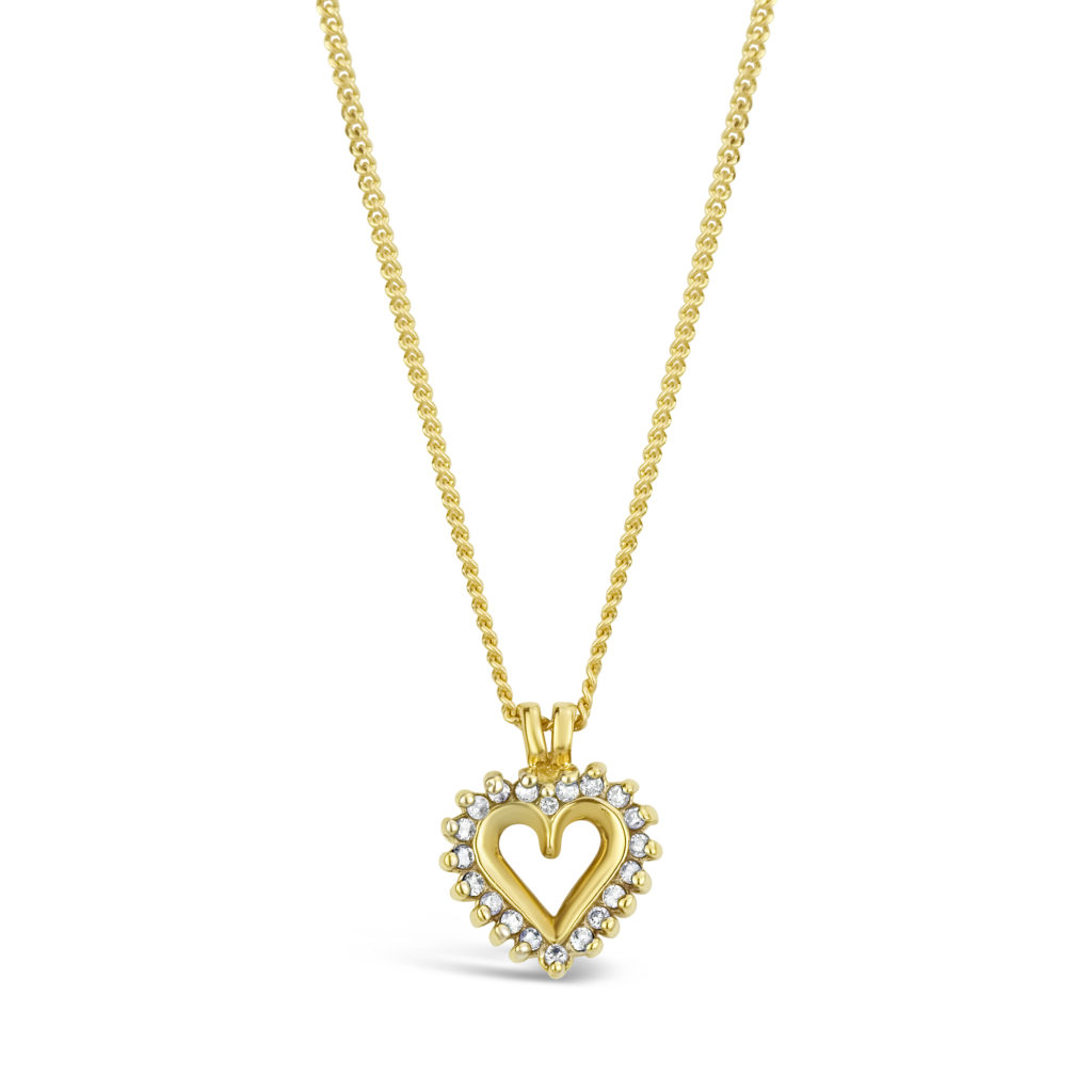 round diamond heart pendant necklace yellow gold