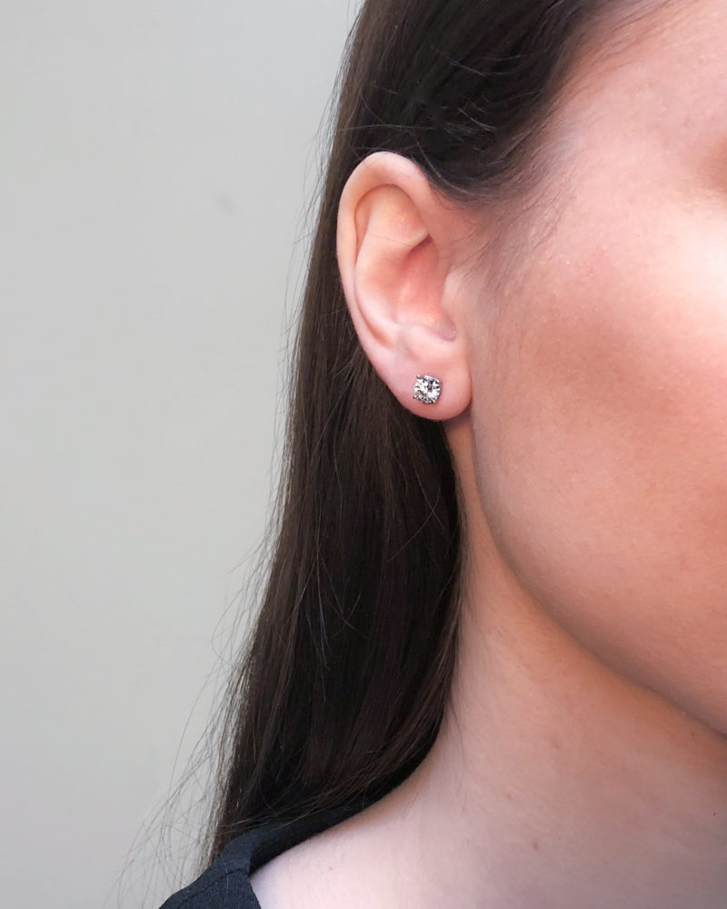 diamond solitaire stud earrings 14k white gold