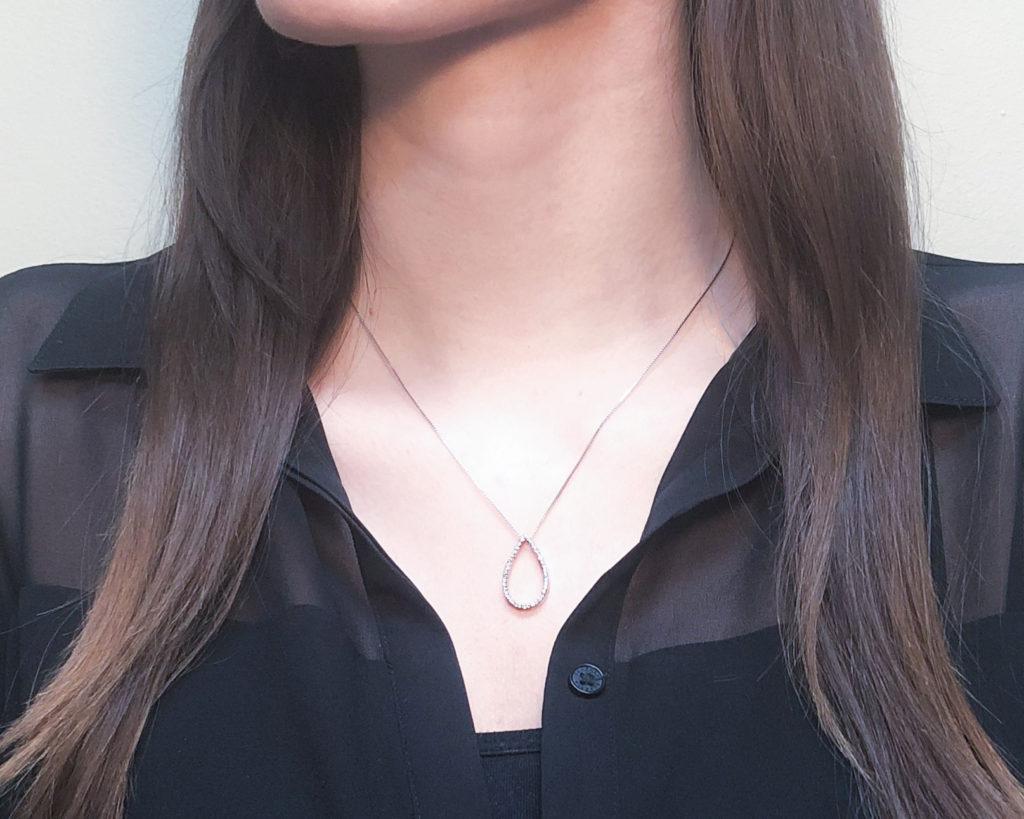 diamond tear drop pendant necklace white gold