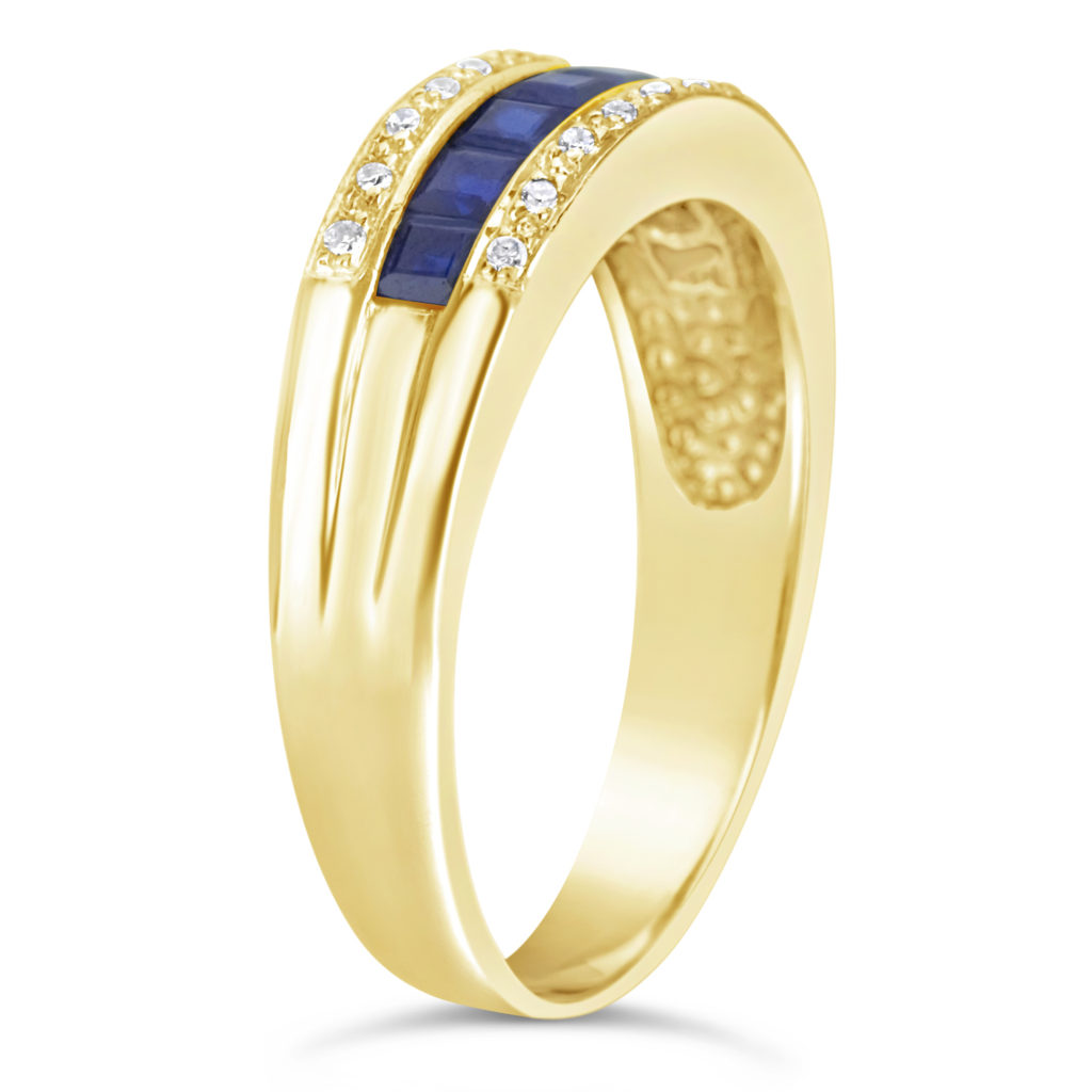 diamond blue sapphire ring in yellow gold band