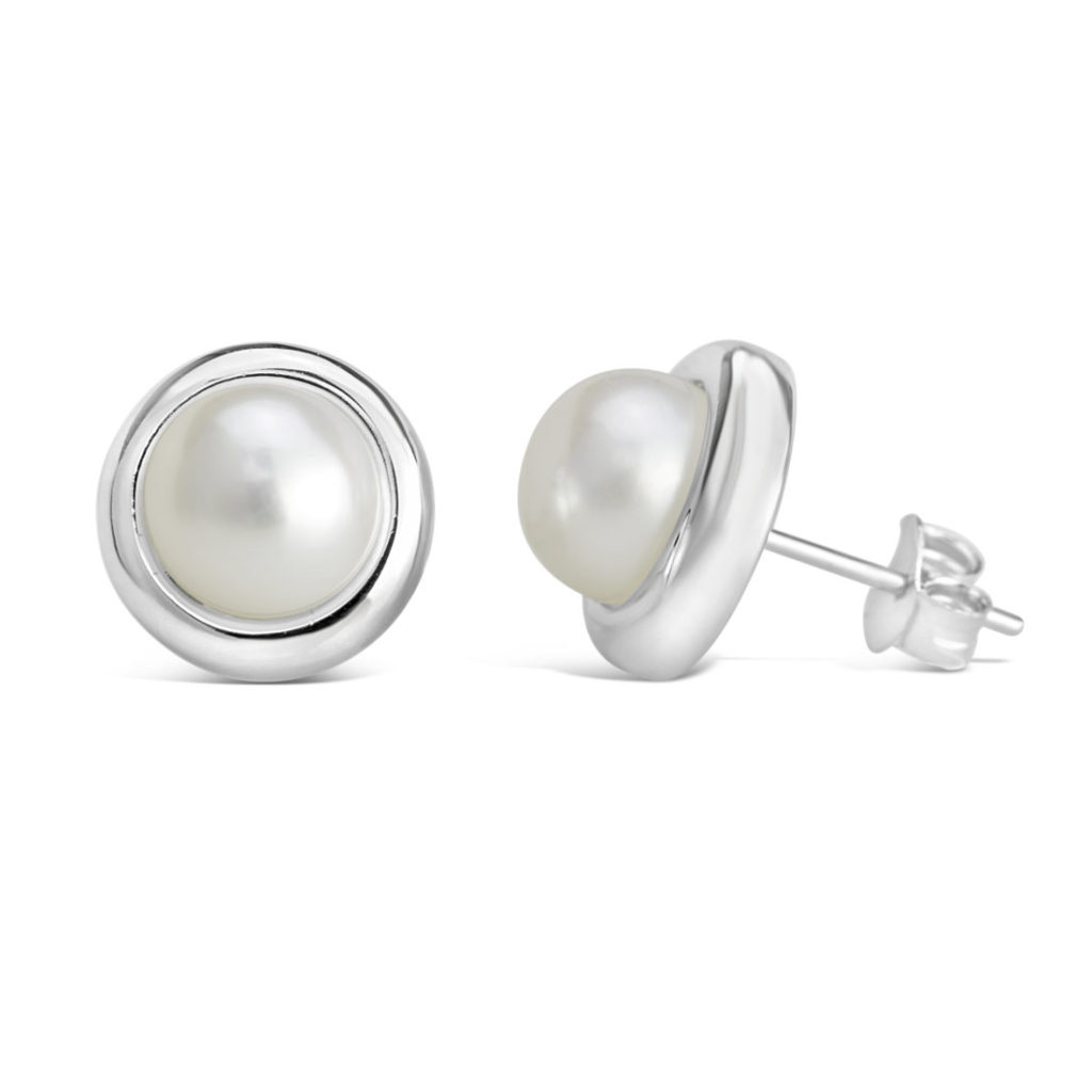 sterling silver fresh water pearl stud earrings