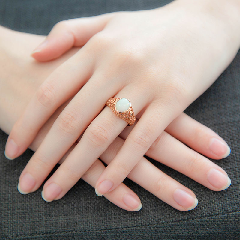 gold and opal ring