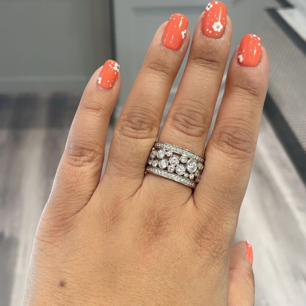 model white gold diamond cobblestone ring