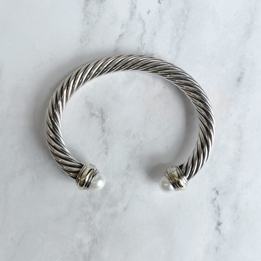 BR00253 David yurman sterling silver pearl bangle bracelet top