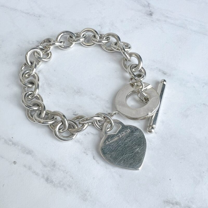 BR00361 Tiffany & co sterling silver heart toggle bracelet back