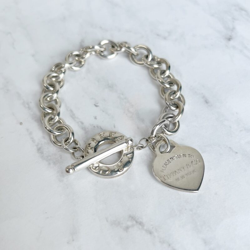 BR00361 Tiffany & co sterling silver heart toggle bracelet