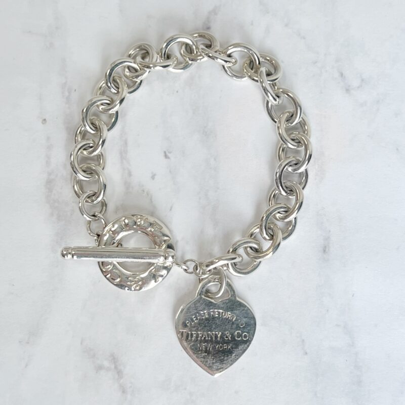 BR00361 Tiffany & co sterling silver heart toggle bracelet top