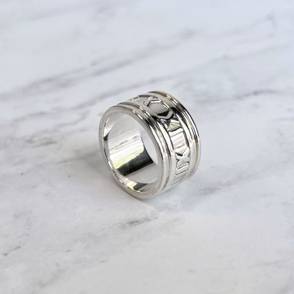 RG01613 Tiffany & co sterling silver atlas ring angle