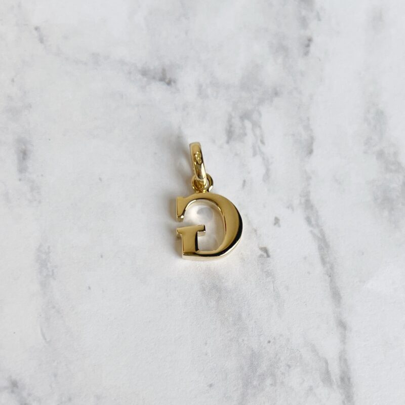 links of London 18k gold letter G initial pendant