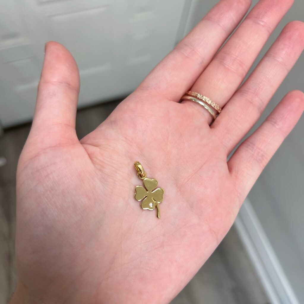 links of London 18k gold four leaf clover pendant charm