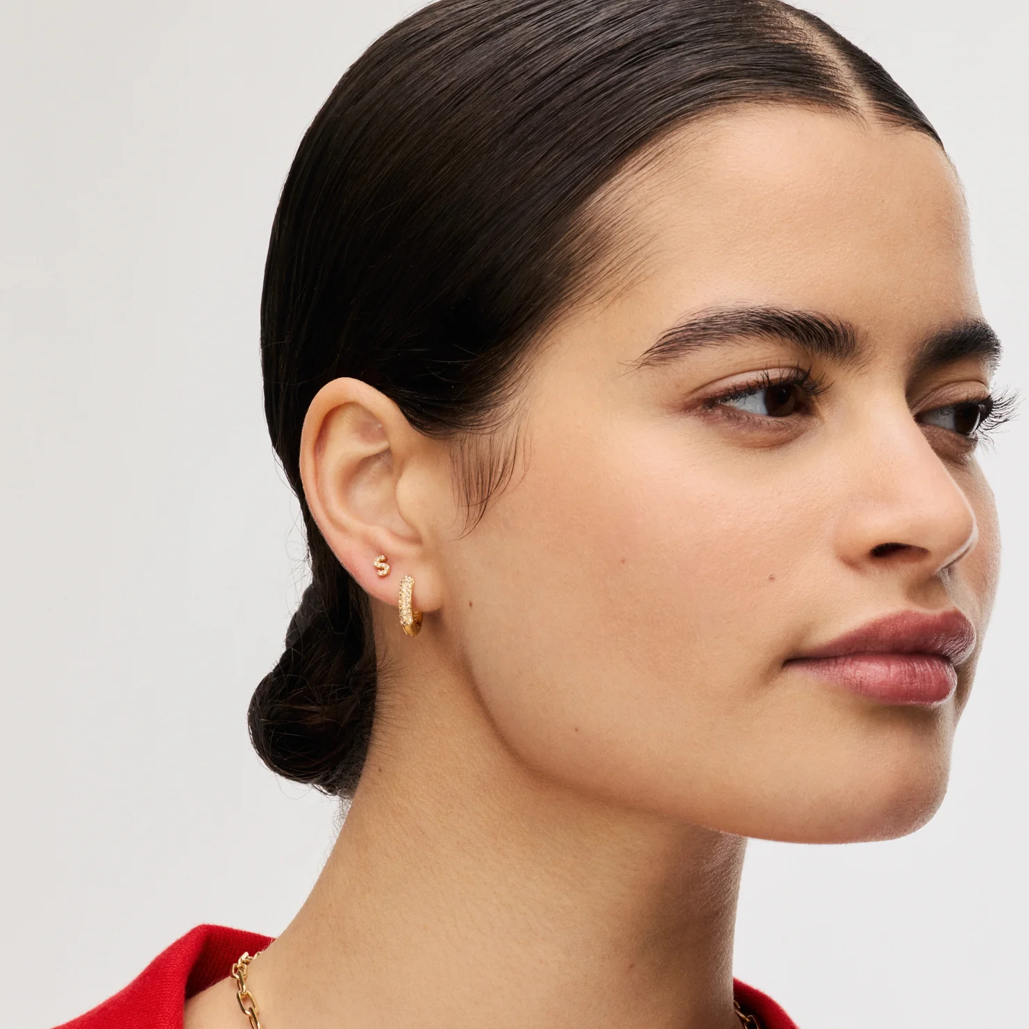 AlphabetStud_AlwaysOnHoops-SoftGold_1482x