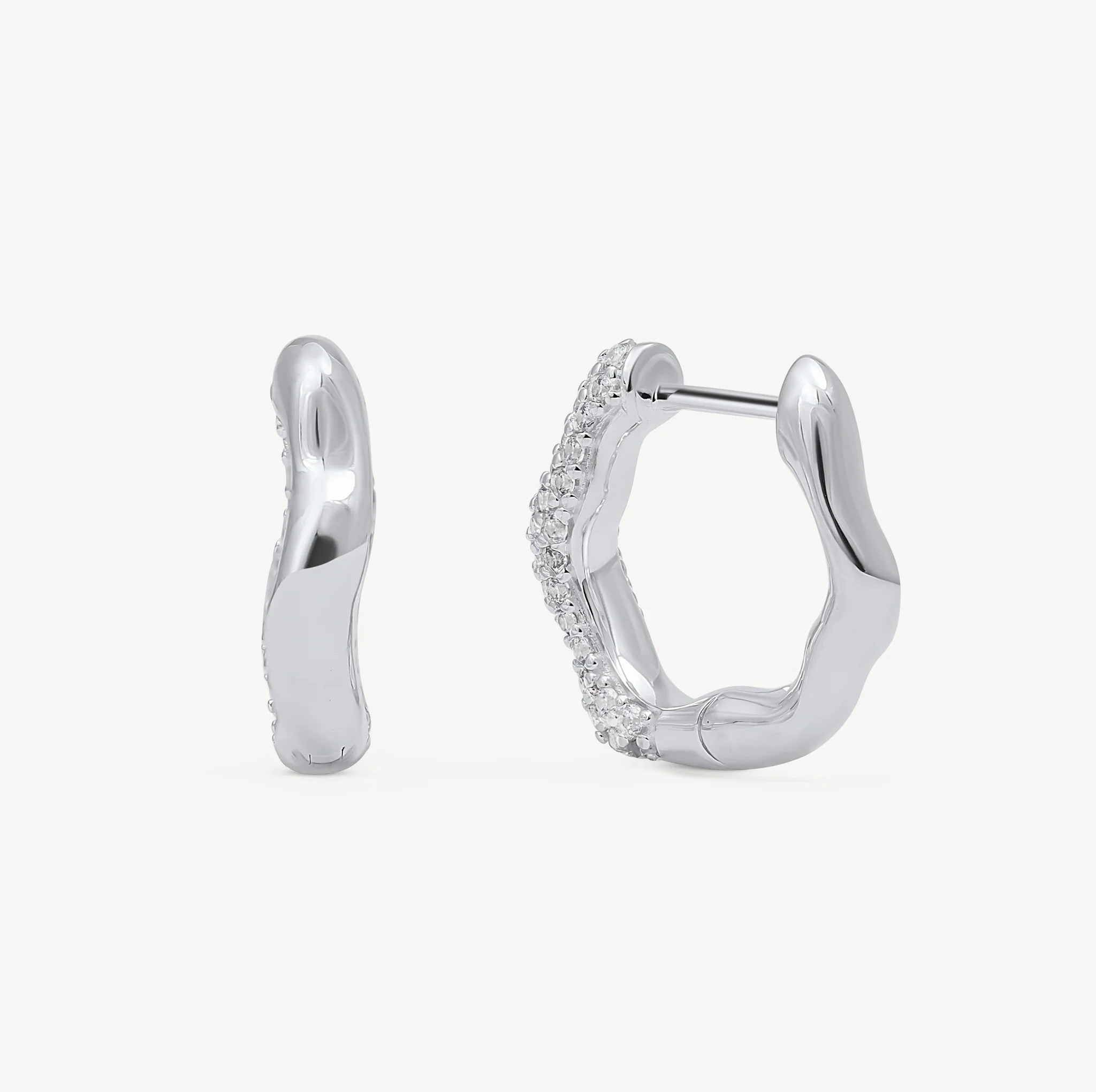 Hillberg and Berk Nova wave sparkle hoop earrings silver back