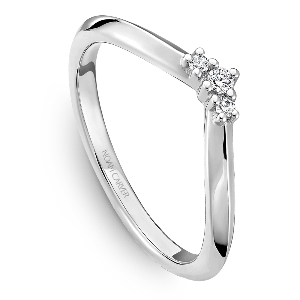 Noam Carver Petite Chevron Diamond Band - Image 2